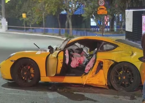 Motorista de Porsche atropela e mata motociclista após briga de trânsito