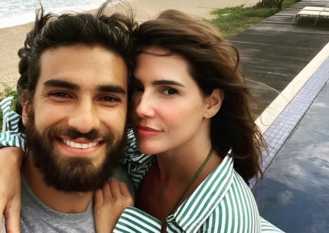 Deborah Secco fala pela primeira vez sobre fim do casamento com Hugo Moura