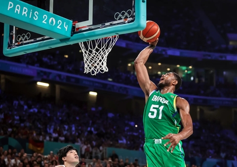 Brasil enfrenta os EUA nas quartas de final do basquete Olímpico: horário e onde assistir