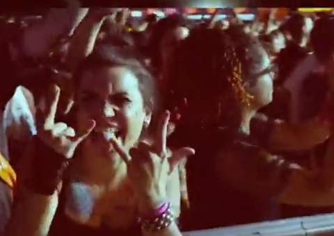 Com passagem por Manaus, Guns N' Roses mostra fãs brasileiros em vídeo 