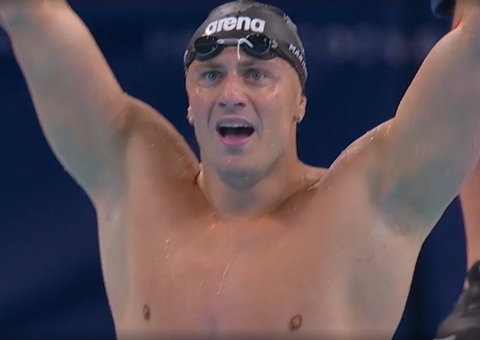 Nadador britânico reclama que atletas acharam vermes em comida da Vila Olímpica