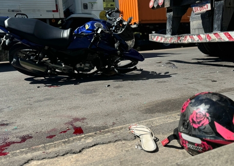 Mototaxista morto em acidente estava levando esposa para o trabalho