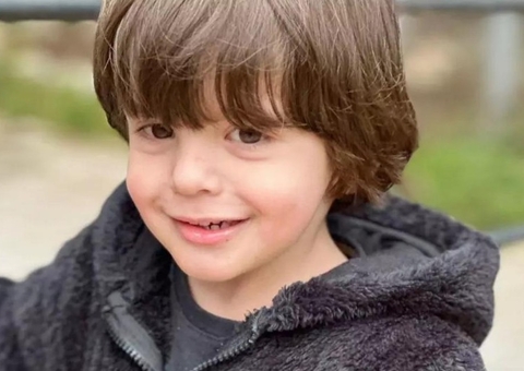 Criança de 3 anos morre afogada ao cair em piscina de hotel 