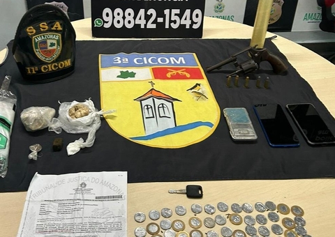 Homem é preso com drogas e arma em casa que funcionava como boca de fumo no Japiim