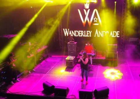 4º dia da Feira de Agronegócios da Nilton Lins tem show de Wanderley Andrade e atrações para toda a família