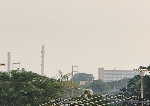 Com queimadas no interior, Manaus registra qualidade do ar 'pouco saudável' 