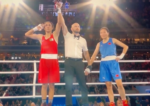 Campeã do boxe Imane Khelif abre queixa após polêmica sobre gênero