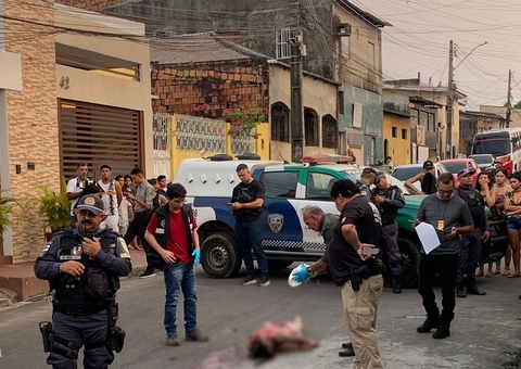 Sentado na calçada, homem é executado a tiros na frente de vizinhos em Manaus