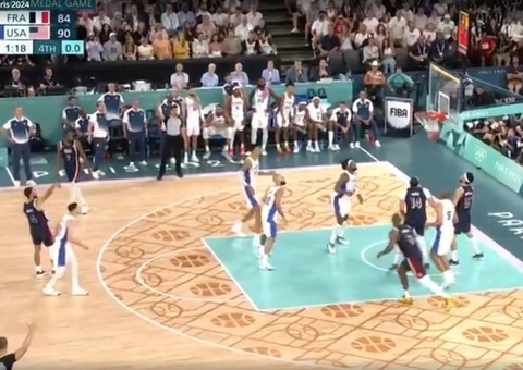 EUA vencem França e garantem ouro no basquete em Paris 2024