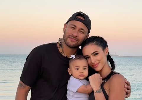 Bruna Biancardi faz  homenagem para Neymar: "paizão"