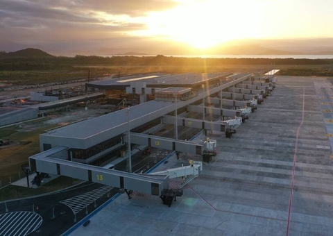 Aeroporto é fechado após problema com pouso de avião