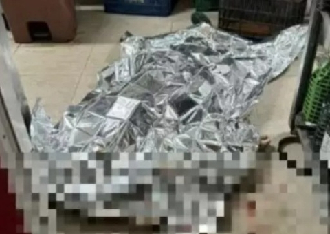 Garçom mata colega de trabalho e se esconde no telhado de escola