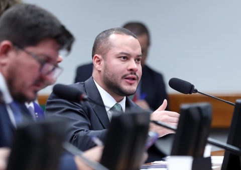 Deputado Adail Filho propõe isenção de energia para comunidades ribeirinhas em situação de calamidade