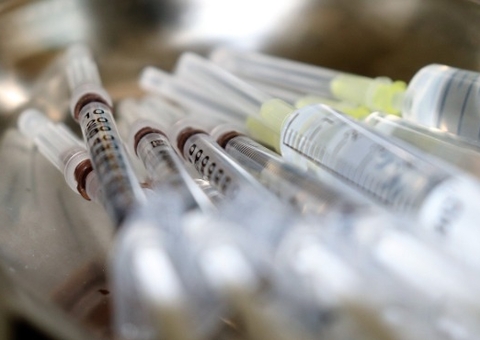 Mpox: fabricante de vacina pede autorização para imunizar adolescentes