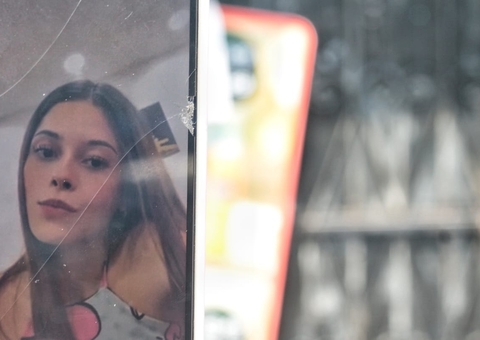 Jovem é encontrada morta com golpes de faca dentro de kitnet em Manaus 