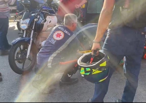 Idosa tem perna quebrada ao ser atropelada em Manaus