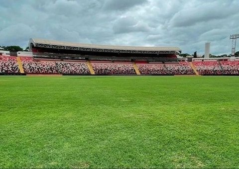 CBF suspende jogo da Série B do Brasileiro devido às queimadas
