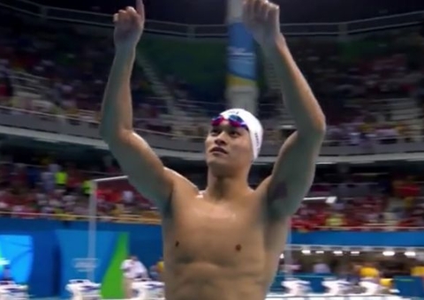 Tricampeão olímpico, Sun Yang, conquista primeiro ouro após doping 