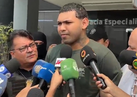 Suspeito de matar biomédico em Manaus pede perdão ao sair da delegacia