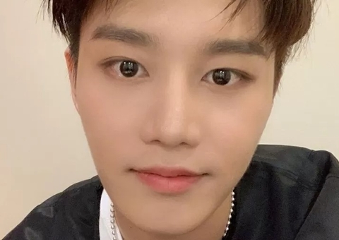 Cantor Taeil é expulso do grupo de k-pop NCT após ser acusado de crimes sexuais