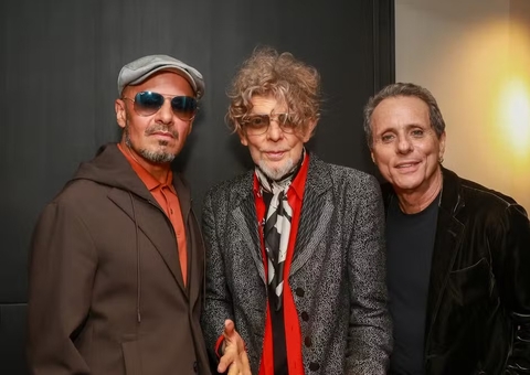 Branco Mello, do Titãs, volta aos palcos após retirada de tumor