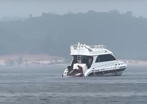 Homem morre após cair de jet ski na Ponta Negra