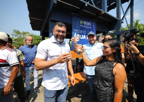 Wilson Lima entrega sistema de água para famílias da zona rural de Manaus
