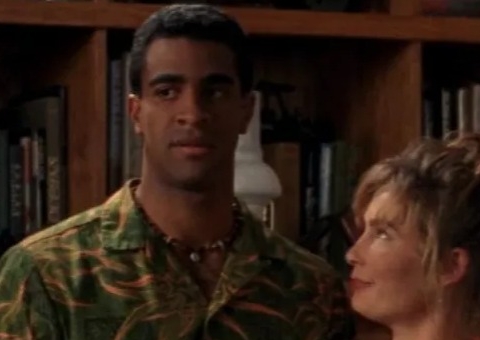 Estrela de Dawson’s Creek, Obi Ndefo morre aos 51 anos