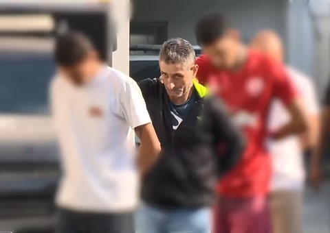 Homem é preso em flagrante por estuprar jovem com deficiência em banheiro de terminal