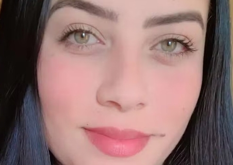 Jovem com síndrome rara 'nasceu mulher por fora e homem por dentro'