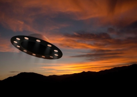 Crença de que alienígenas visitam a Terra gera preocupações e riscos para a sociedade