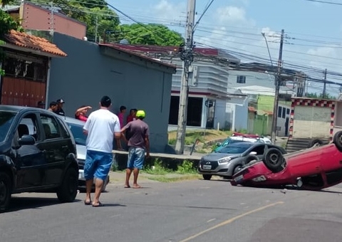 Pastor passa mal e capota carro em acidente no Japiim