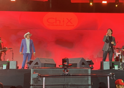 Chitãozinho e Xororó emocionam o público no Passo a Paço 2024