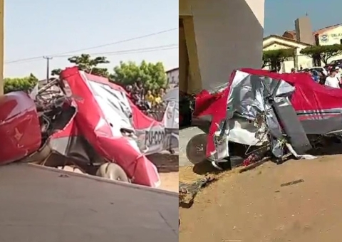 Avião de pequeno porte cai em Teresina