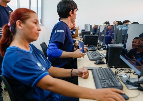 Wilson Lima inaugura 1ª escola do Cetam de tempo integral em Silves