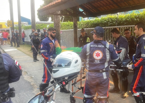Alvo de atiradores corre para ponto de ônibus e 4 são baleados em Manaus 