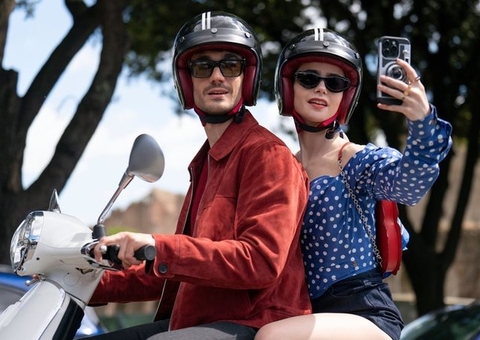 Emily in Paris é renovada para 5ª temporada