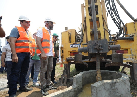 Wilson Lima assina ordem de serviço para início das obras do Prosai Parintins
