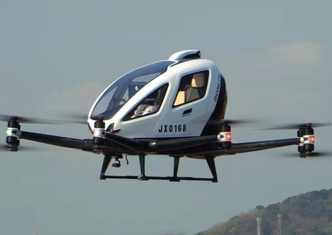 'Carro voador' realiza primeiro voo experimental no Brasil