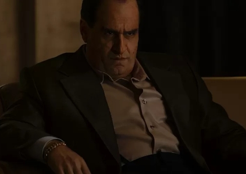 Colin Farrell teve de usar 'pênis de pinguim' em nova série da DC