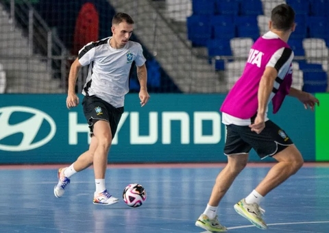 Brasil fecha preparação para enfrentar Costa Rica nas oitavas da Copa do Mundo de futsal