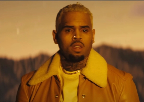 Chris Brown anuncia show no Brasil