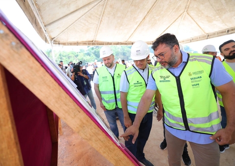 Wilson realiza nova vistoria em obras do conjunto habitacional da Sharp