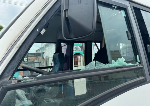 Homem atira em motorista de micro-ônibus durante briga de trânsito no Valparaíso