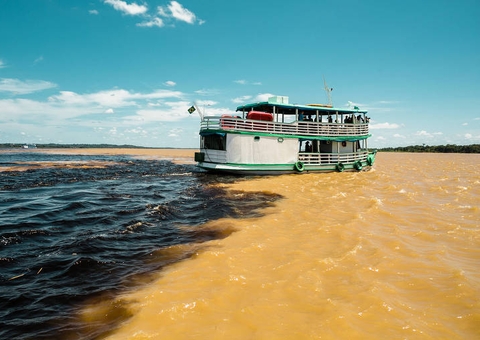 Um brinde ao Turismo e aos Turismólogos