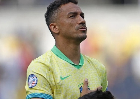 Titular da Seleção Brasileira chega a 200 jogos por gigante europeu e é exaltado