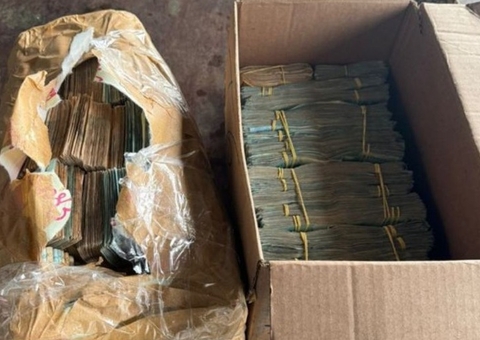 PF apreende malotes de dinheiro em caixa de papelão que iriam para Jutaí
