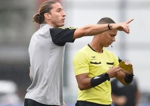 Flamengo define comissão técnica e marca data de apresentação de Filipe Luís