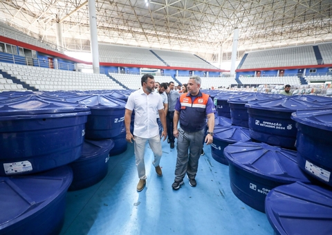 Governador Wilson Lima acompanha envio de ajuda humanitária para comunidades rurais de Manaus