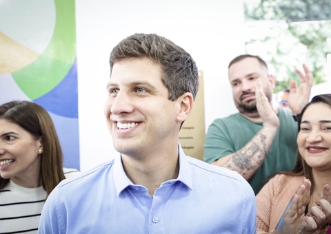 João Campos é reeleito no 1º turno em Recife